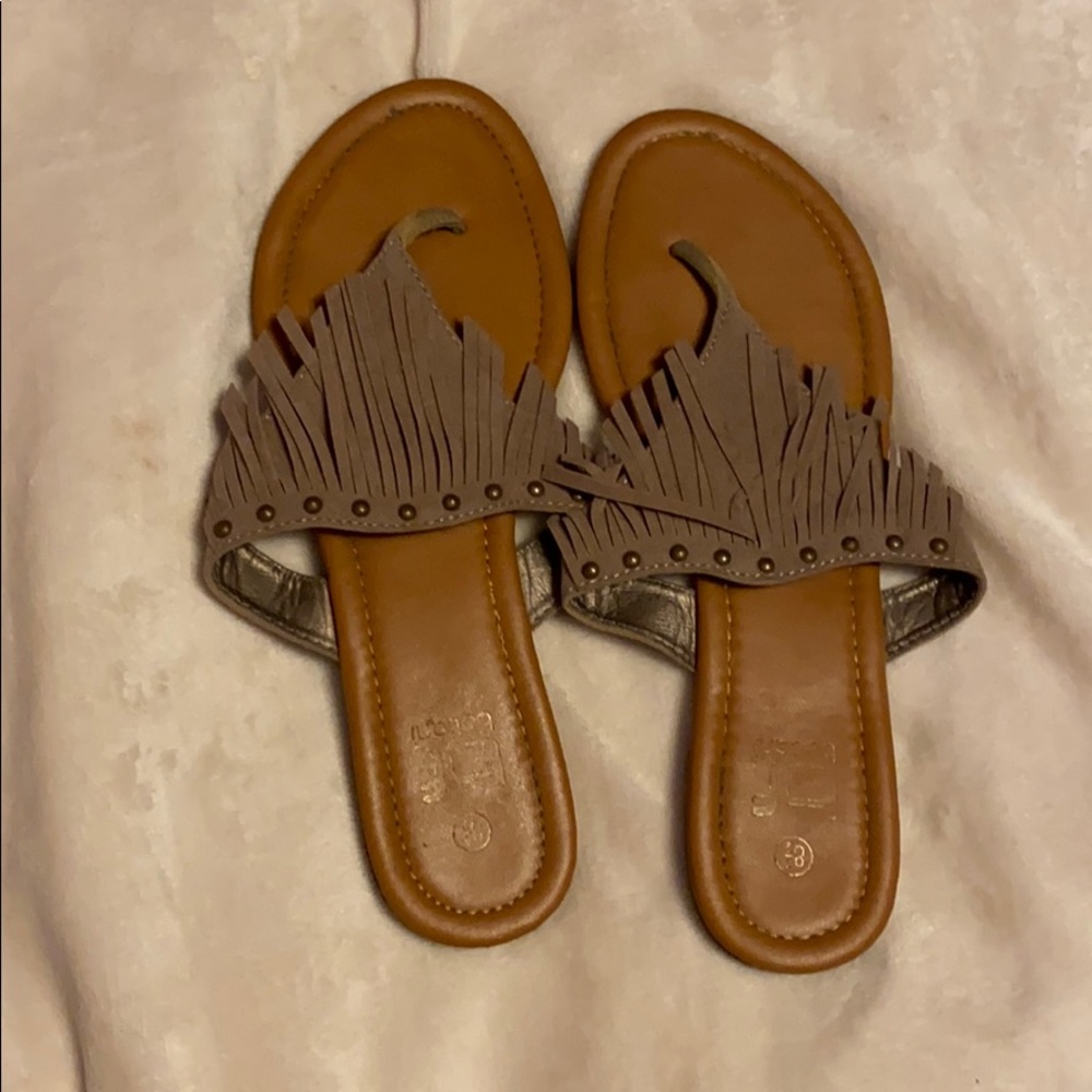 Flip flops